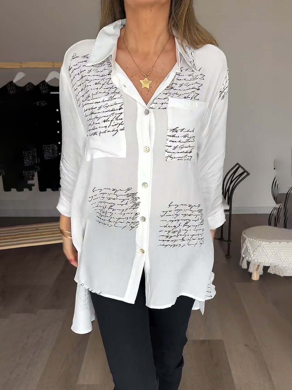 Simple loose shirt with uppercase and lowercase letter print