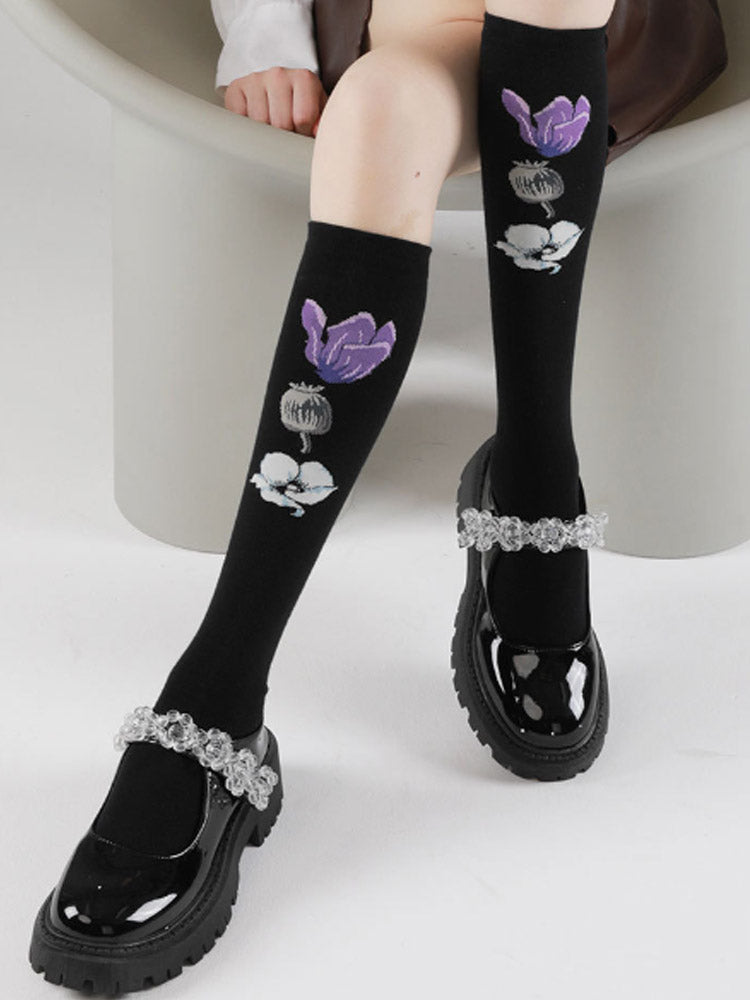 Lolita-style knee-high socks