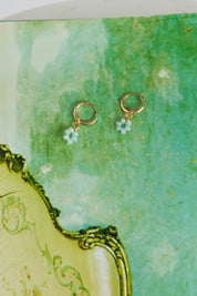 Boucles d'oreilles Daisy Sweet plaquées or 14K bleu clair