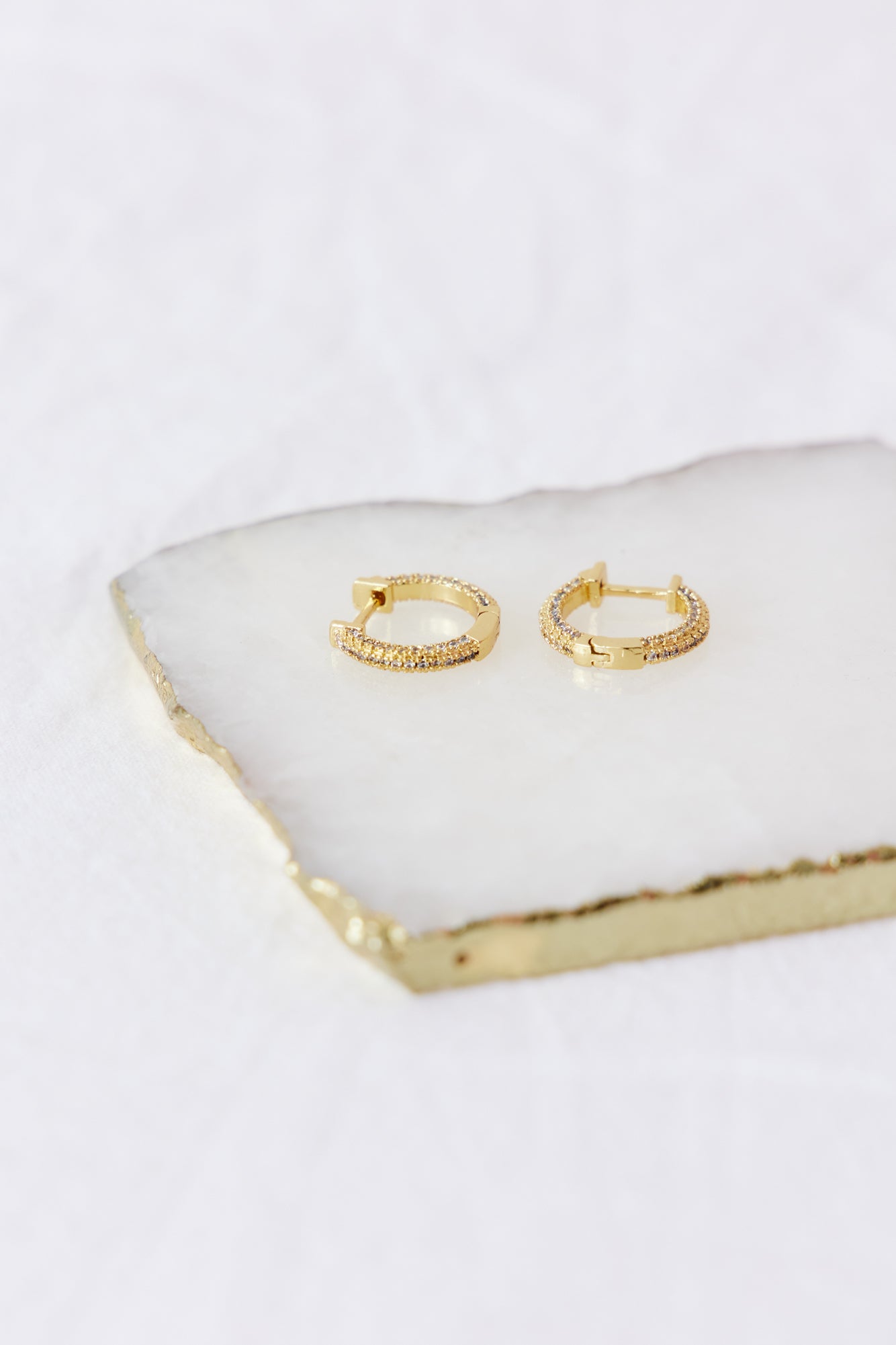 Pendientes Madeleine Dorados Chapados en Oro 18K
