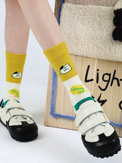 Chaussettes mi-mollet mignonnes à motif de chaton cartoon