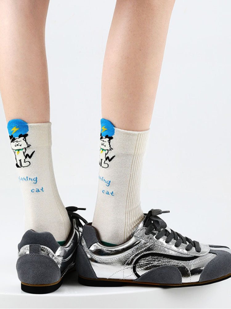 Chaussettes mi-mollet mignonnes à motif de chaton cartoon