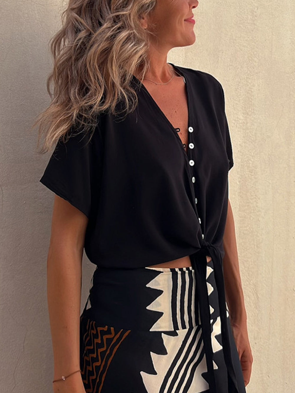 Top casual de gasa de seda helada con escote en V
