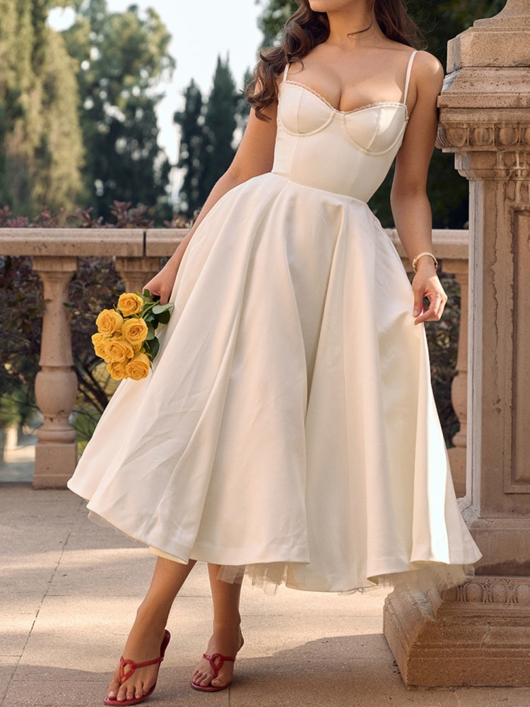 Midikleid aus weißem Tüll